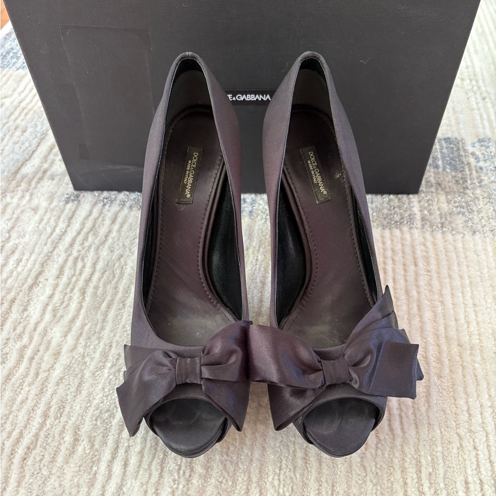Dolce & Gabbana Black Bow Platform Pumps